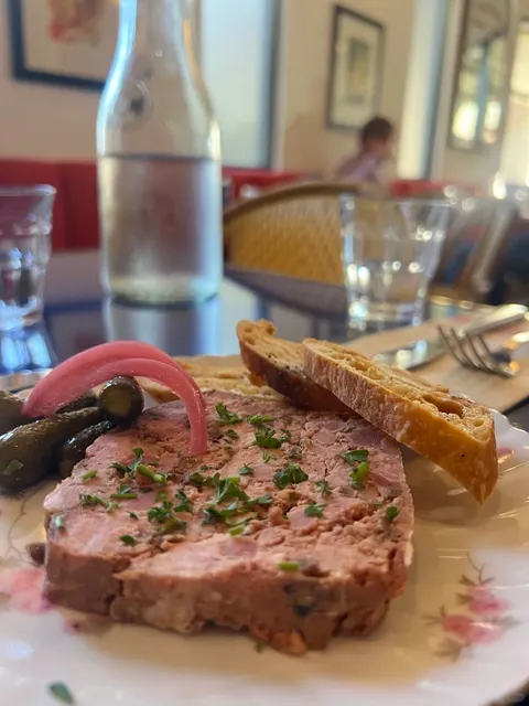 🌟 Irvine’s Cozy & Affordable French Gem — Never Gets Old!