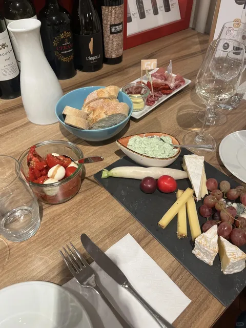 🍷 A Great Place to Buy Wine (With Wine Tasting) 