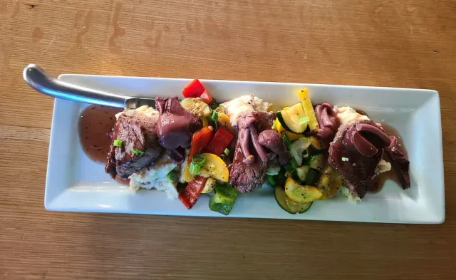 Overall, A Pleasant Dining Experience! 🍷🍽️✨