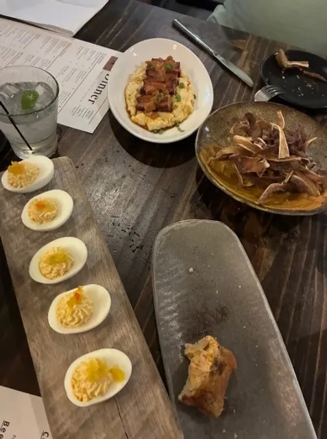 Delicious Casual Dining Brunch!