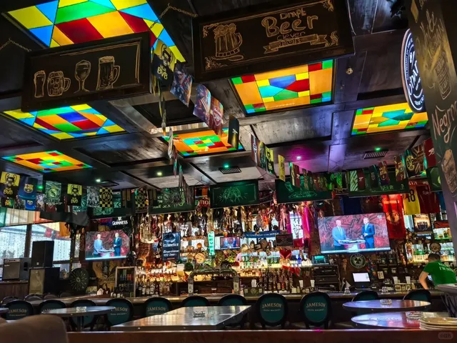 Irish Beer & Whisky Pub in Berlin 🍻🇮🇪