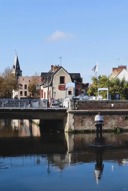 🇫🇷 Amiens | Where Wings Shelter and Peace Resides