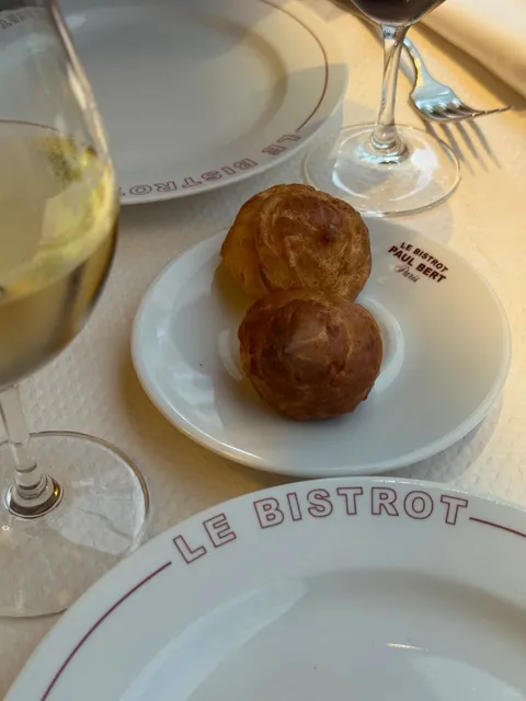 🇫🇷 Bistrot Paul Bert: The Quintessential Parisian Bistro Experience 