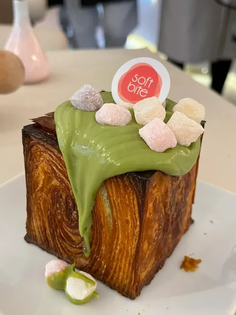 Softbite | Soufflé Pancake: A Dessert Lover's Dream