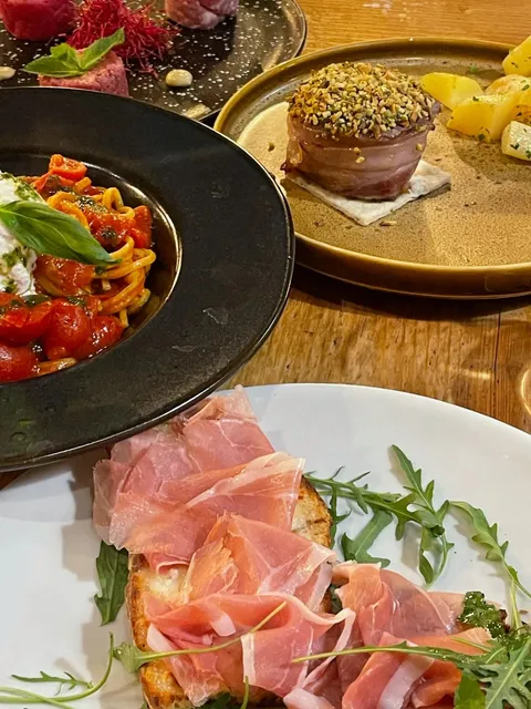 Milan｜BOTTEGA VALTELLINA 18