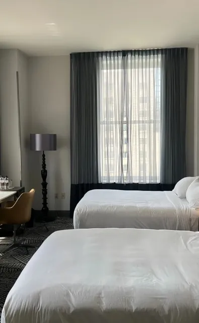 🏨 Renaissance Pittsburgh Hotel |Historic Grandeur on the Three Rivers