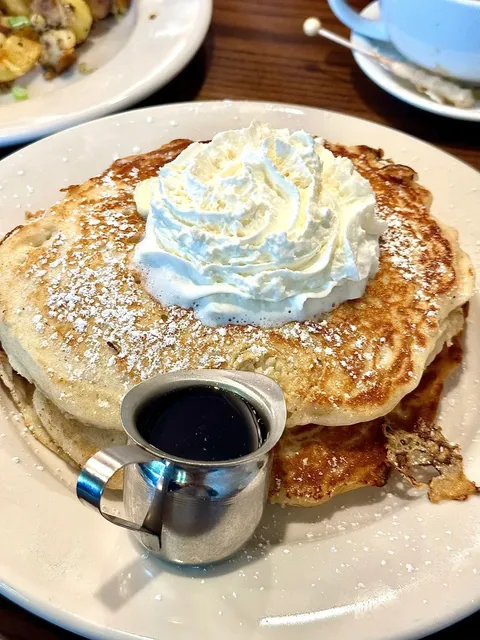 Savoring New Haven's Culinary Delights