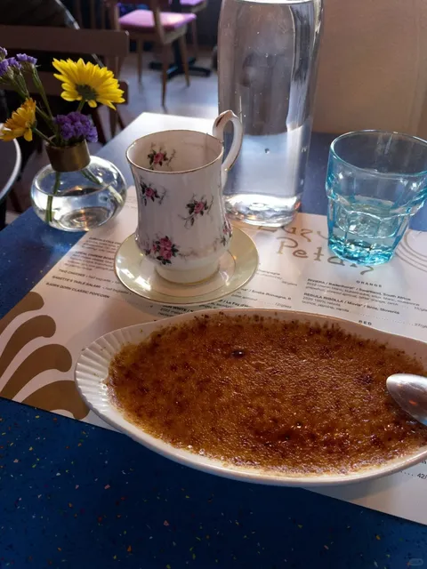 Zuzu‘s Petals | Boston’s Must-Visit Spot 9/100 🌸🧁🍷