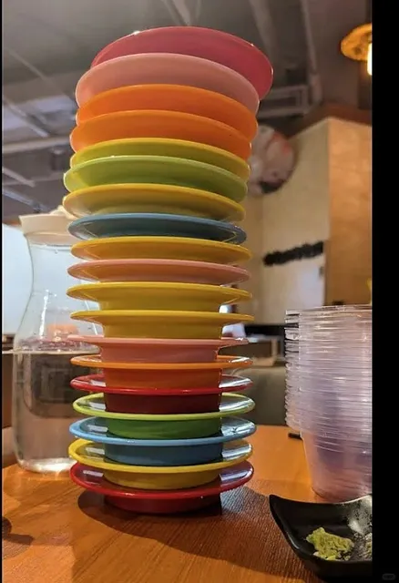 🇨🇦 Edmonton’s Revolving Sushi AYCE — So Good! 🍣✨