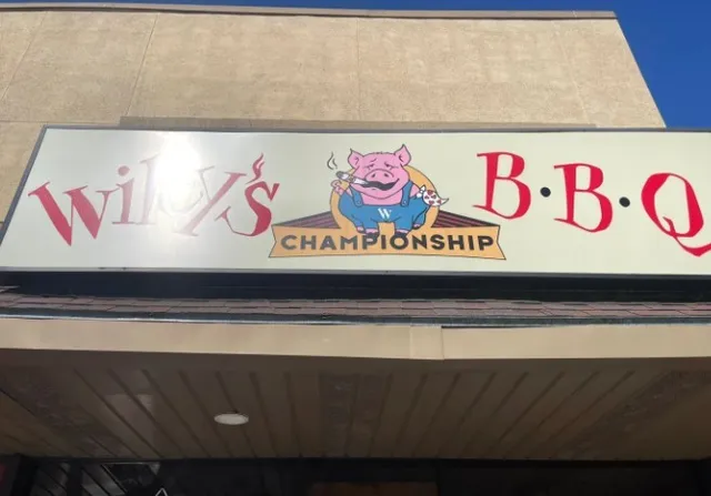 🥩 Wiley's Championship BBQ | A Savannah Pitmaster's Destination