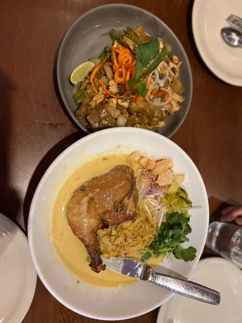 A Cozy Travel Guide with Sweet Discoveries! 