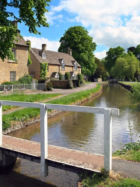 🍯 Cotswolds｜Stepping Into a Honey-Colored British Fairytale