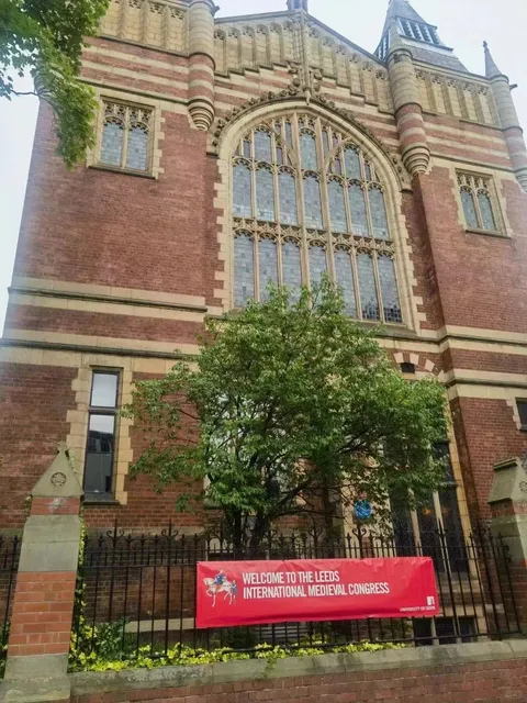 🏴󠁧󠁢󠁥󠁮󠁧󠁿 University of Leeds Guide: How to Experience It Like a 