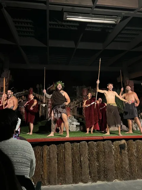 Rotorua 1.5-Day Adventure: Sulfur Smells & Surprises! 🌋