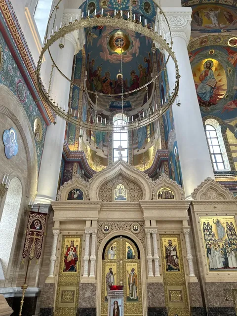 🏛️ Vladivostok | The Dazzling Golden-Domed Orthodox Cathedral 🌅