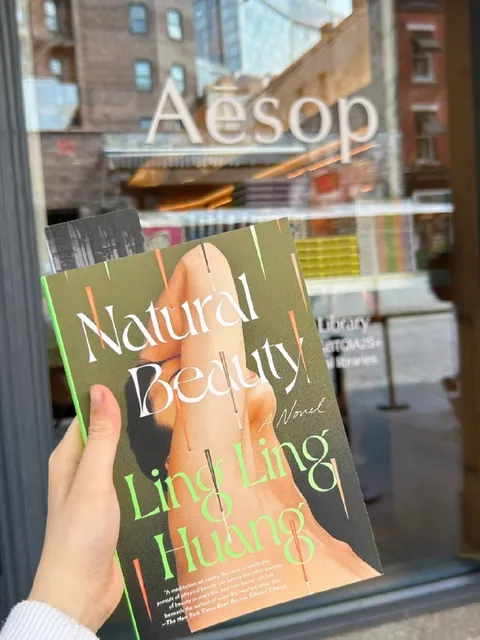 New York Weekend | Aesop Free Books Tomorrow is the Last Day 📚