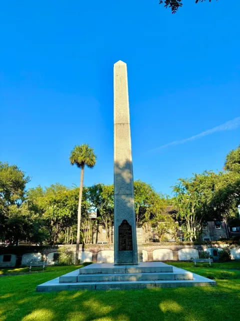 Washington Park: A Historic Oasis in the City 🌳🏛️