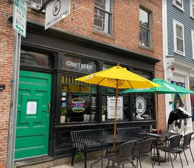 A Fun and Casual American Burger Spot