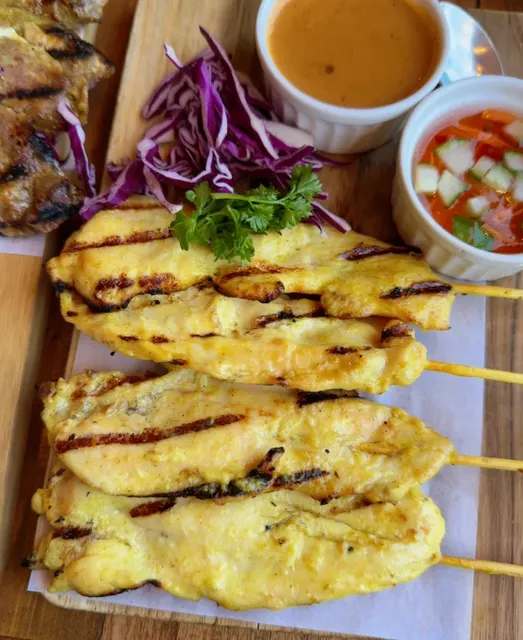 Super delicious Thai food at Quincy/Braintree in Boston 🇹🇭