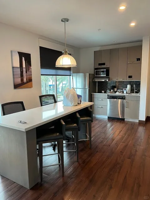 Promise me!! If you go to Disneyland LA, you MUST lock in this hotel!