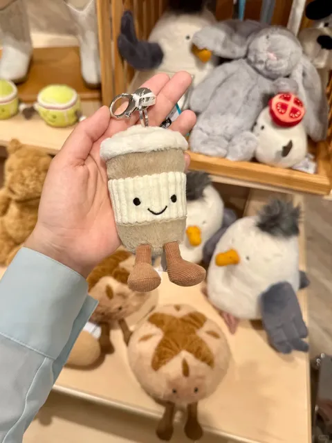 Atlanta Cafe with Desserts, Coffee & Sushi Hand Rolls 🍵🍣