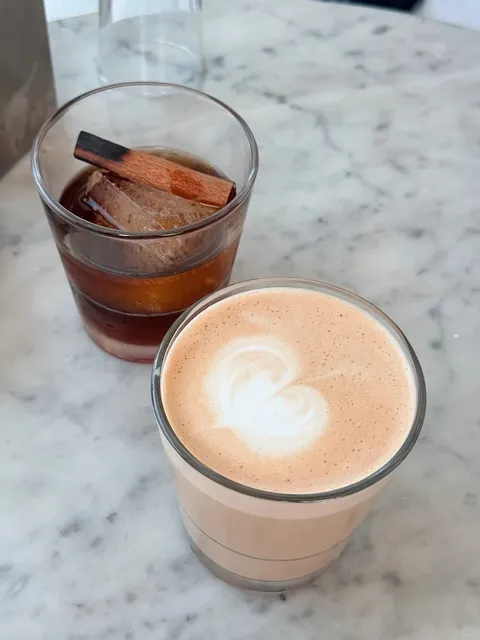 Industrial Vintage Brunch in Brooklyn 🚀｜Radio Star