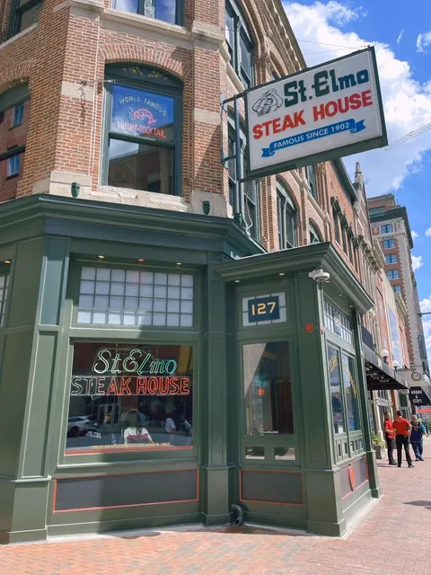 Indy Must-Eat｜St. Elmo Steak House｜A Guide to the Iconic Century-Old S