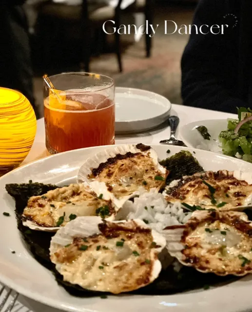 A station restaurant with a full sense of ceremony