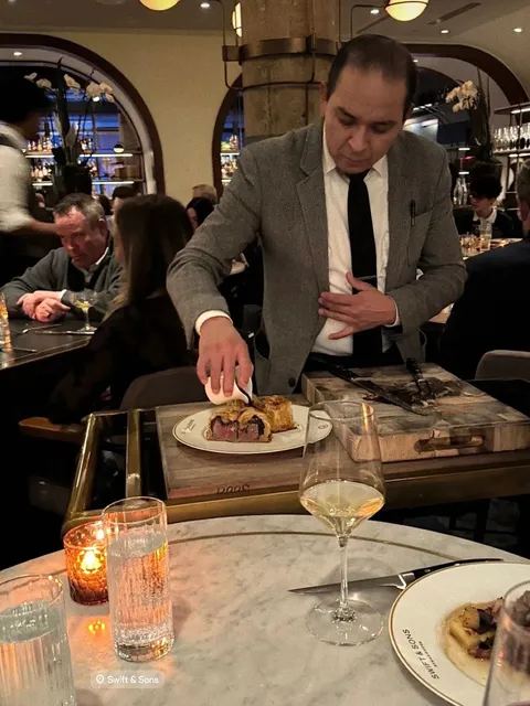 Chicago | Beef Wellington at Swift & Sons 🍖🍽️