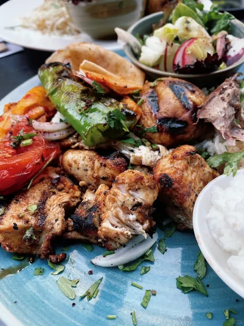 The Old-School Lebanese Restaurant 💖