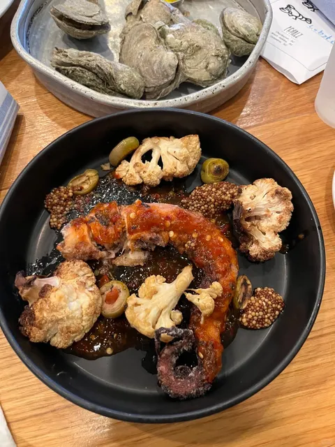 Charleston Food Recs 🦪🌊