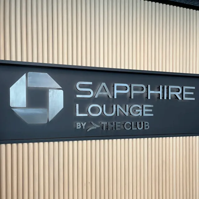Boston Chase Sapphire Lounge Review 🛫