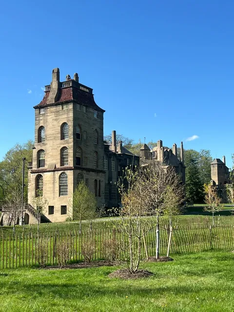 Historic Castles and Art Museums Near New York