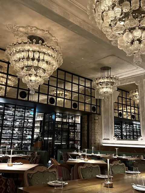 London’s Atmospheric Restaurant | Sucre Restaurant