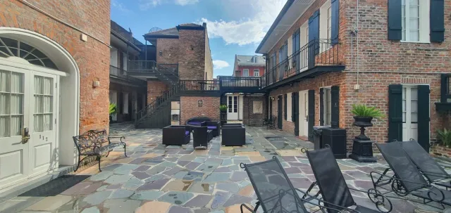 A Memorable Holiday Stay 💖🏡