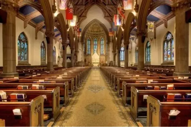 St. Peter's Church｜When Faith Becomes Poetry in Stone