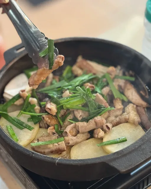 🔥 Vancouver’s Best Grilled Beef Intestine? Only in Coquitlam!