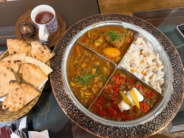 🇧🇦 If You Can Only Have Two Meals in Bosnia, Here’s My Top Picks!