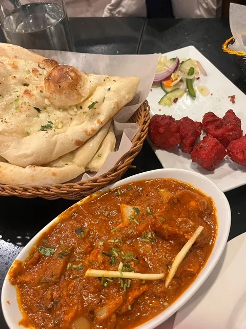 In Waterloo | A Must-Visit Authentic Indian Restaurant 🇮🇳
