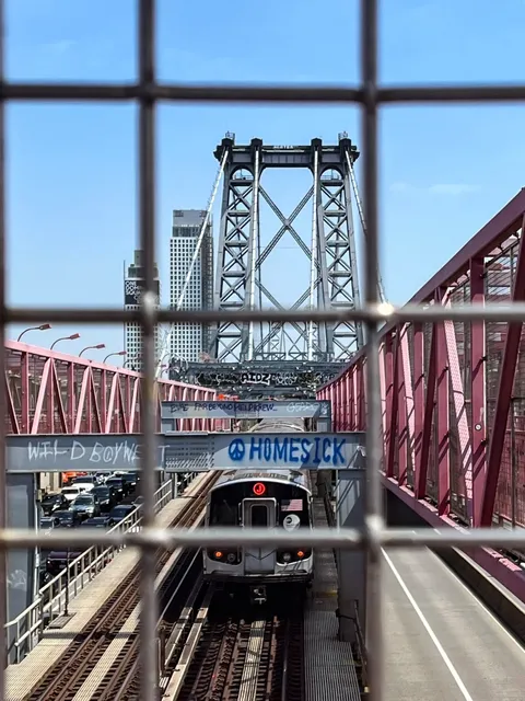 🌉 NYC Hidden Gem | Williamsburg Bridge: The Ultimate Industrial Chic 