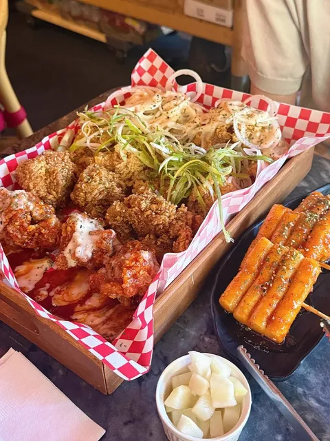 🇨🇦 New Korean Fried Chicken Obsession 🍗 