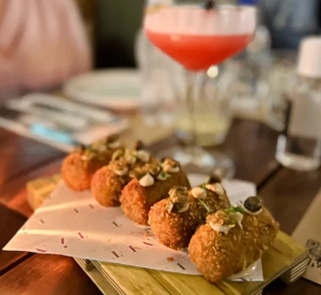 🇧🇷 Spanish snacks | NIT Bar de Tapas