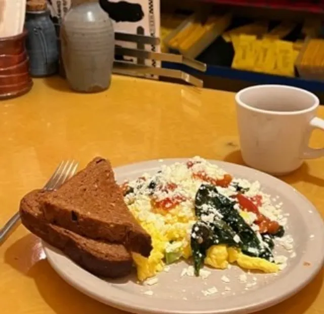 🥞 Al's Breakfast | A Minneapolis Institution Since 1950! 🏆