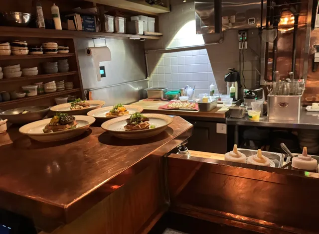 🐦 Portland Must-Visit! Le Pigeon