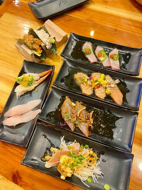 Skewers + Sushi Hidden Gem Buffet 🍣 Eat Freely, Grill Happily!