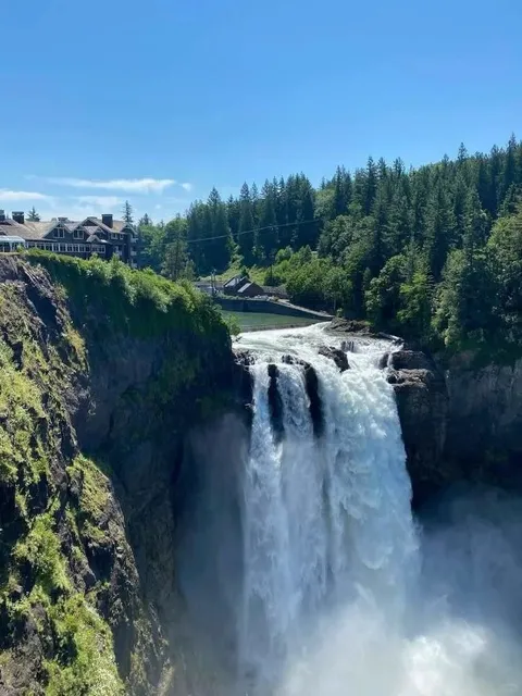 Must-Visit Waterfall Near Seattle - Perfect for All Ages! (With Guide)