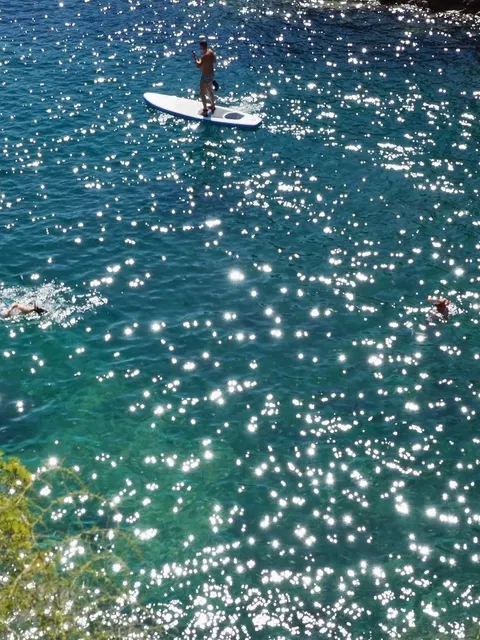 Cornwall’s Ultimate Chill-Out Paradise! 🌊✨