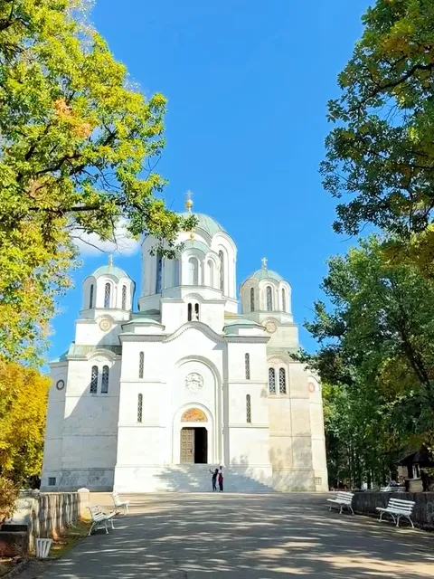 The Unique Charm of a Century - Old Building ⛪️: St. George's Church