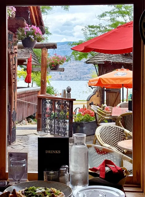 Kelowna Day Trip | Authentic German Feast in Peachland 🇩🇪