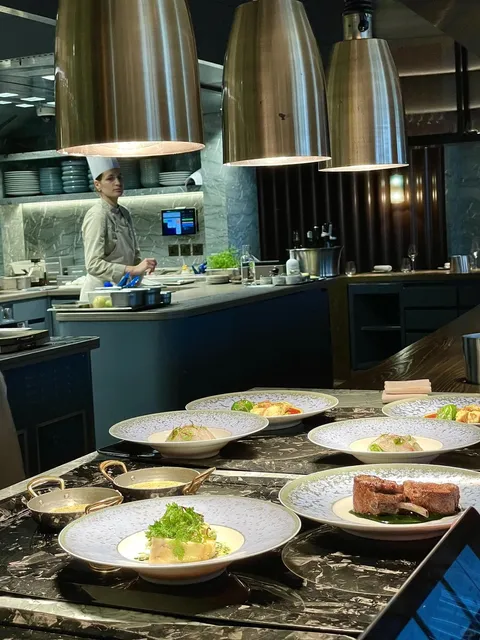 🌟 London’s Unfailingly Good Pavyllon 🌟